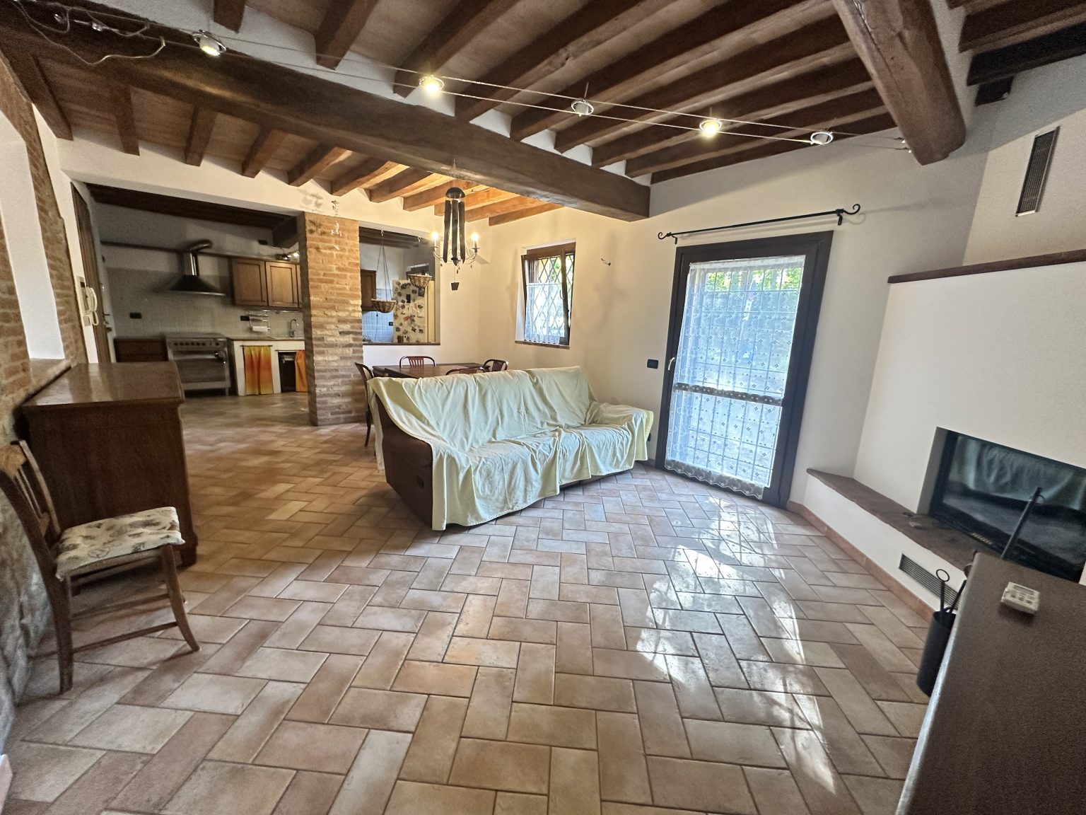 APPARTAMENTO RISTRUTTURATO AL PIANO TERRA A SAVIGNANO ALTO