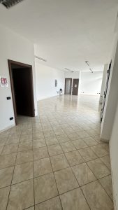 MARANO SUL PANARO – IMMOBILE COMMERCIALE IDEALE PER UFFICI O AMBULATORI